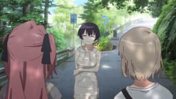 Kamiina Botan, Yoeru Sugata wa Yuri no Hana, EP 5 · 3:23 : Pilgrimage route stone monument (three-way intersection) (lieu réel)