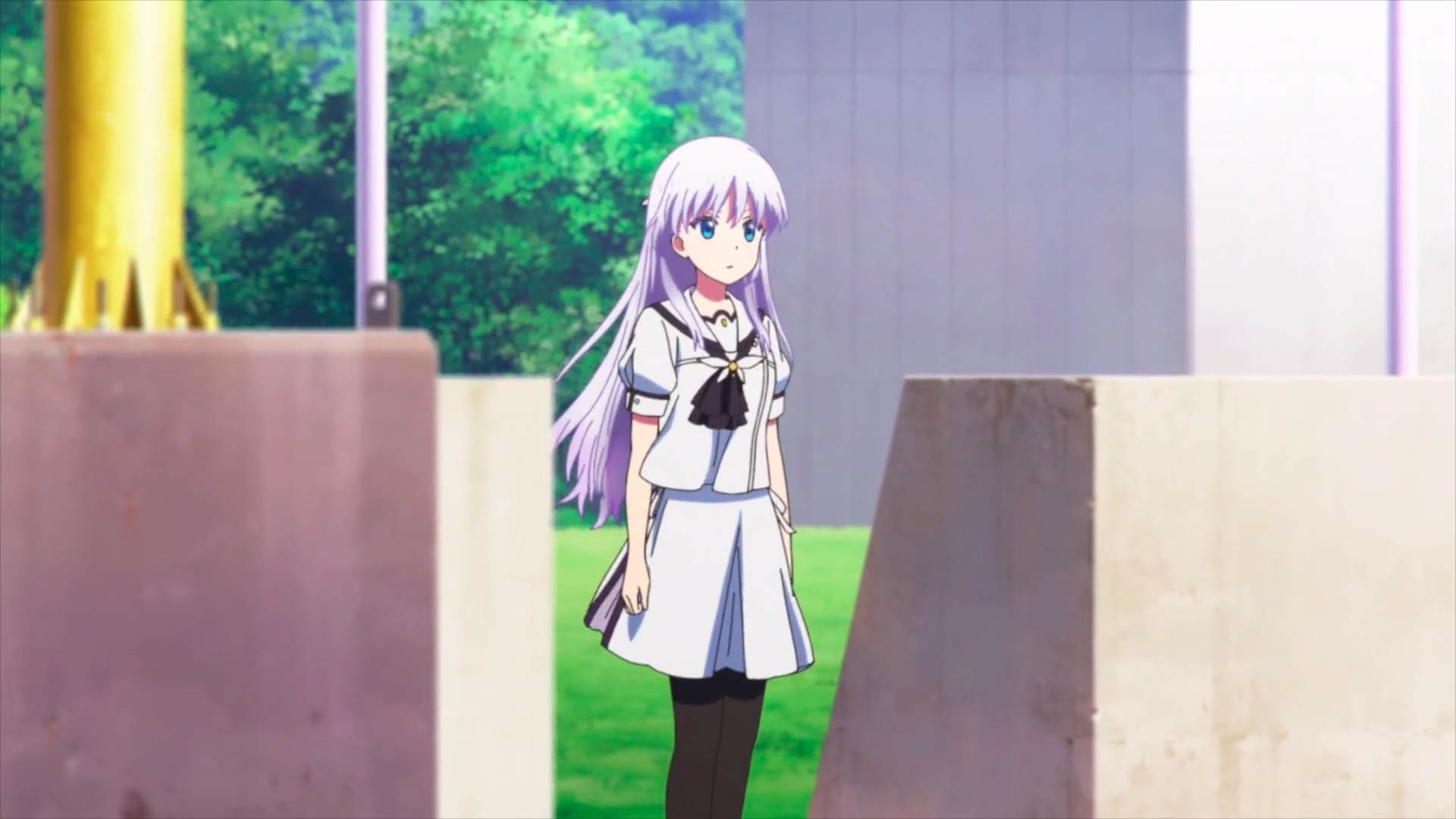 Summer Pockets, Shiroha regarde au loin au port de Miyanoura